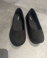 Ballerines noires en synthétique pointure 37