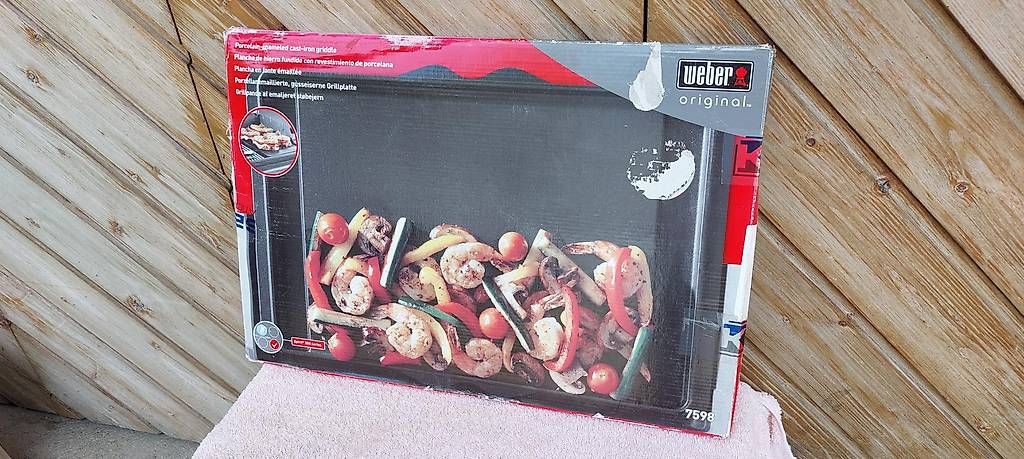 Weber Griglie: Grillplatten 4 Stück Neu ! – Nuovo e nell'imballaggio originale da Horw venduto da Zentral50