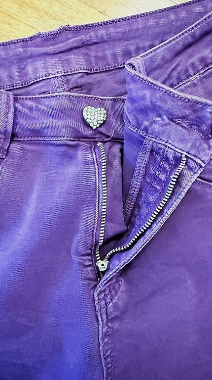 Jeans: Jeans lila – Usato da Möhlin venduto da Fusel7 1
