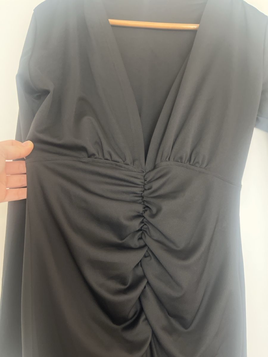 Vestiti: Schwarzes Kleid M – Nuovo (secondo la descrizione) da Emmenbrücke venduto da Van92 1