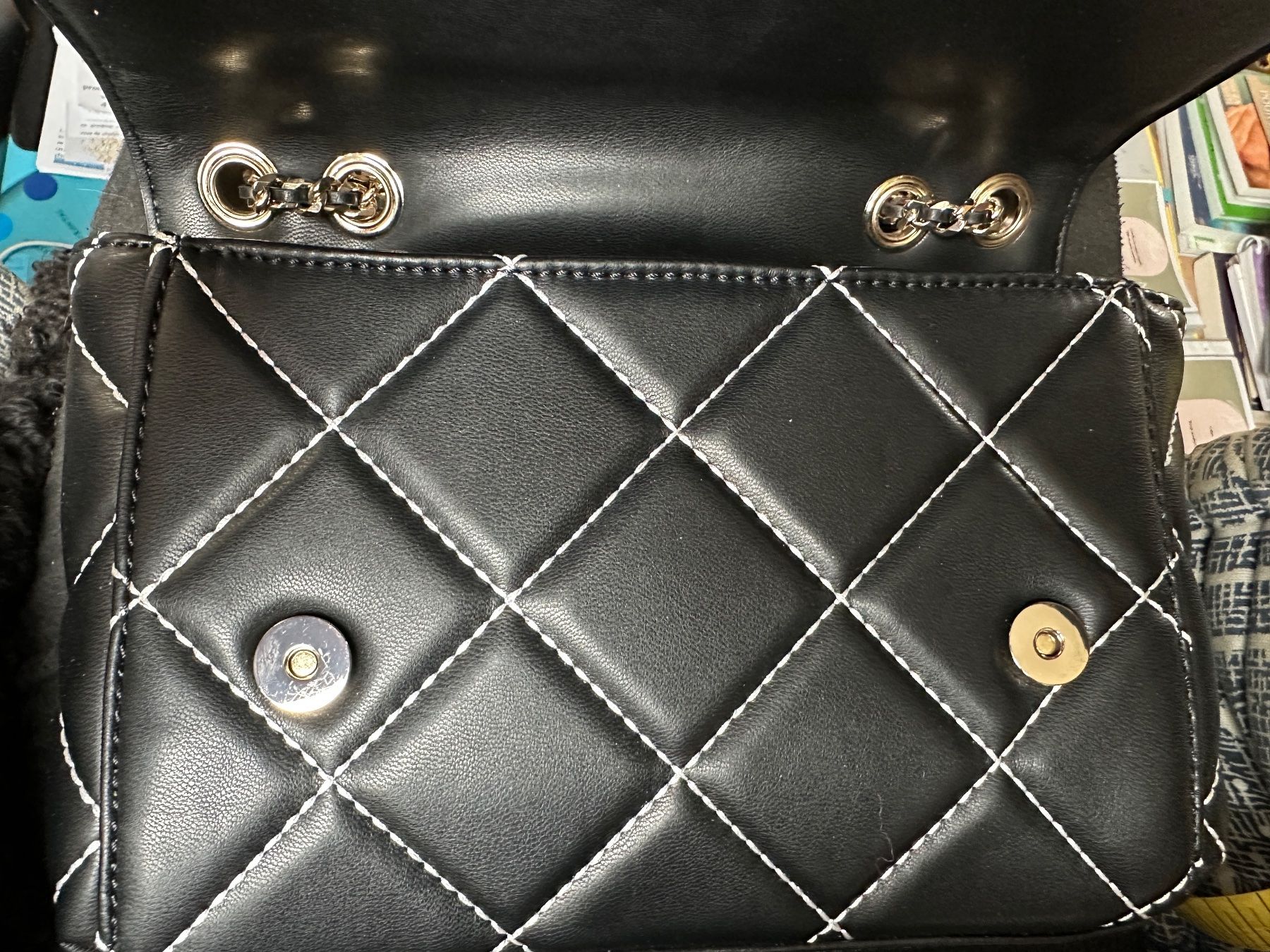 Guess Borse da donna: Sac à main Guess 27x20x4 neuf – Nuovo (secondo la descrizione) da Boussens venduto da sko_9w6t 2