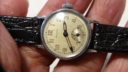 MILDIA CHRONO SECONDEN DAMEN UHR.HANDAUFZEUG- LÄÜFT-20X25MM