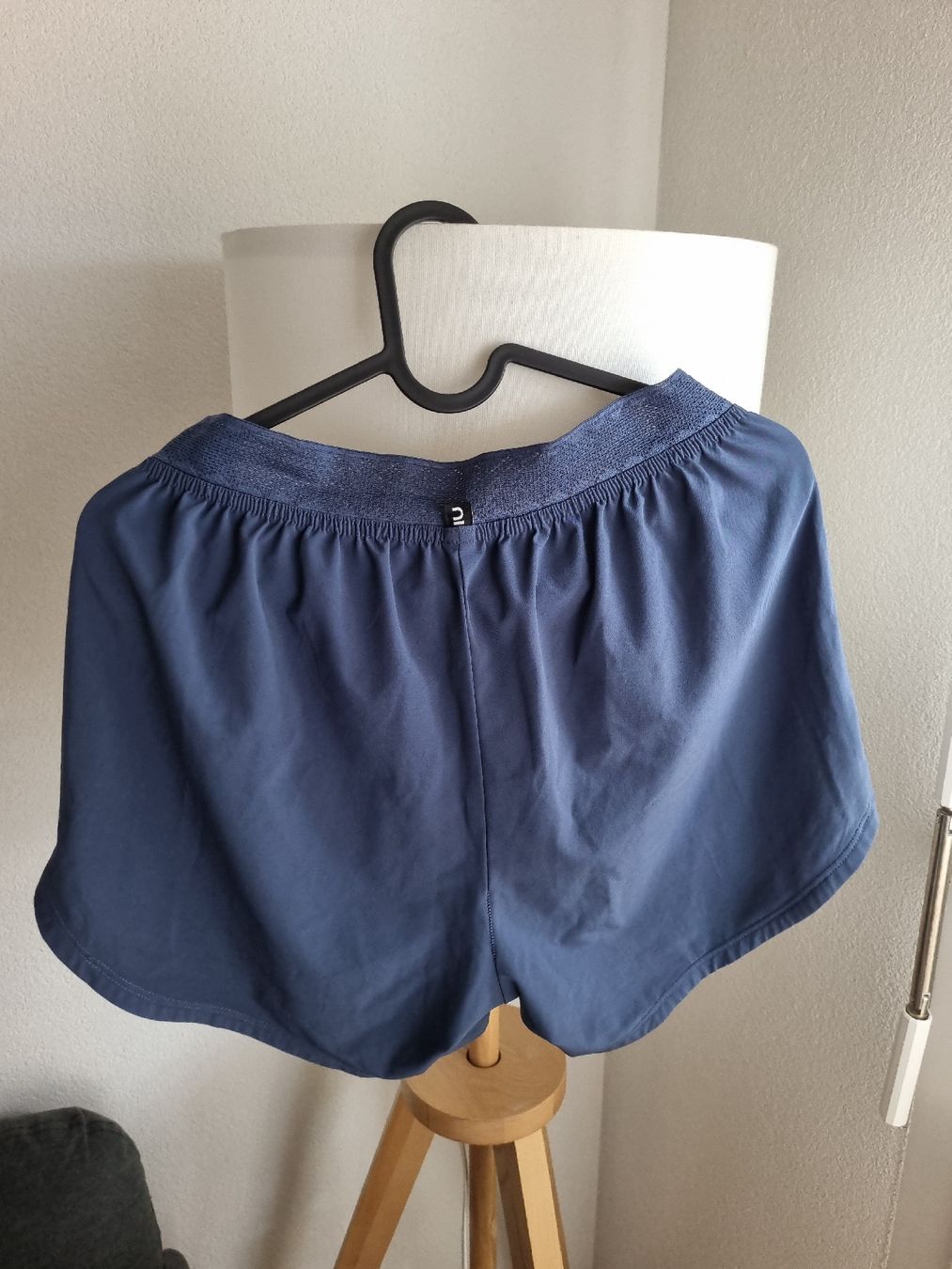 Decathlon Pantaloni: Quechua Sports Shorts Size M – Usato da Aigle venduto da Smagbrelle18 3