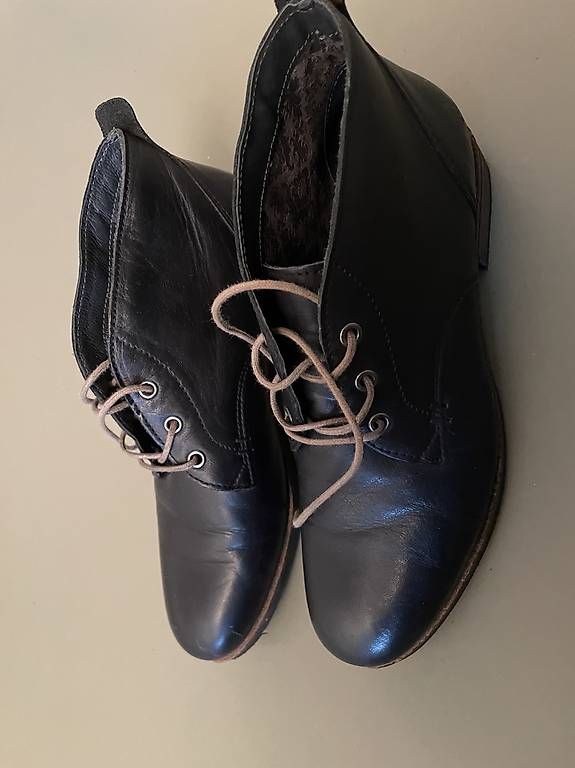 Scarpe da donna: Lederschuhe 39 – Usato da Bern venduto da Sandra_Ce 1