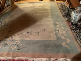 Tapis oriental style chinois beige bleu fleurs motif