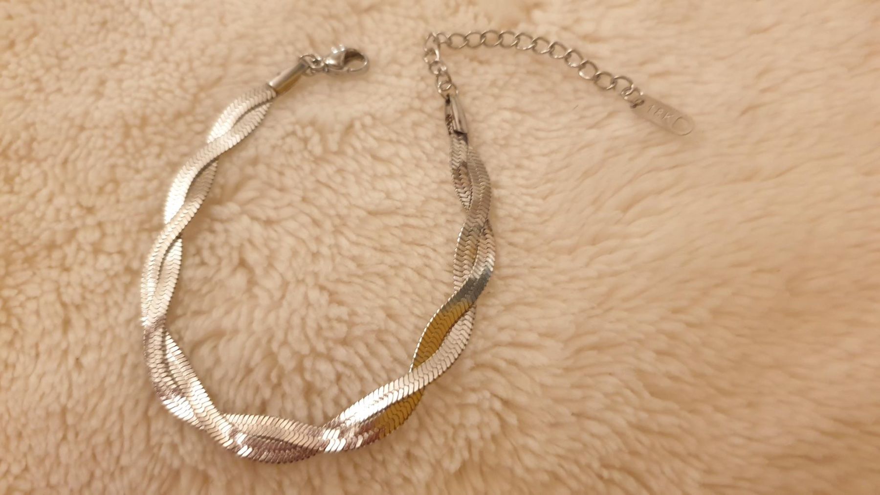Bracciali & Braccialetti: Armband mit Schlangenkette – Nuovo e nell'imballaggio originale da Würenlos venduto da Abracadabra26