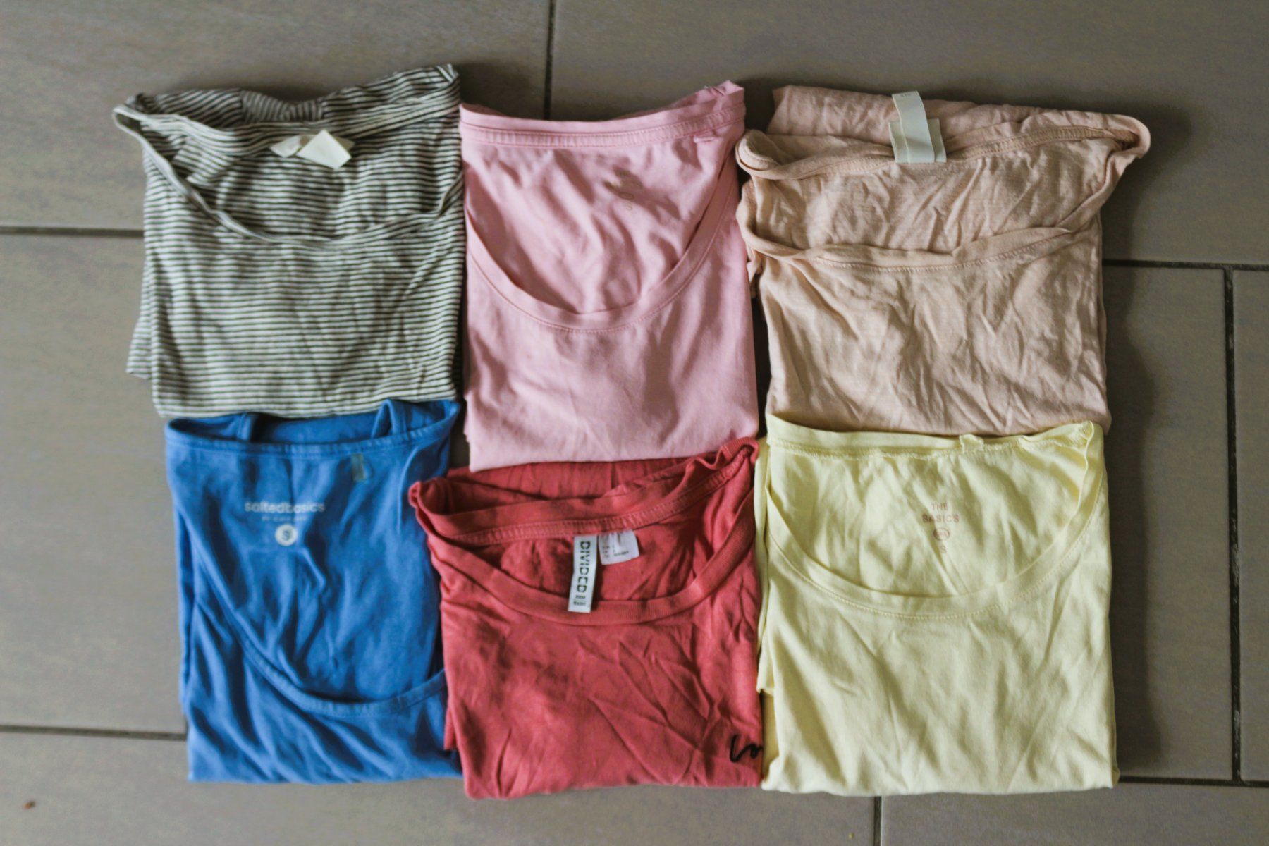 T-shirts: 6 basic T-Shirts Gr. S – D'occasion à Schötz par mag_pw7w