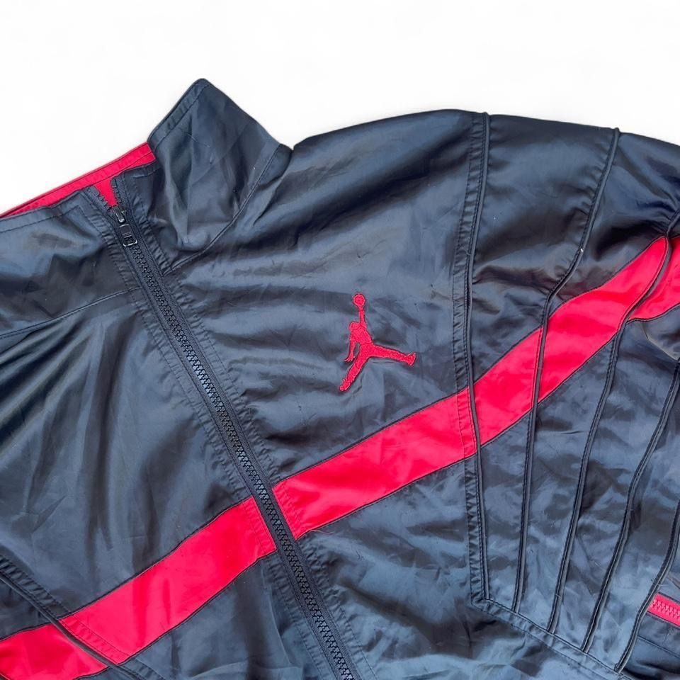 Jordan Jacken: Jordan Tracksuit Jacke – Gebraucht aus Riehen von RESTREET 1