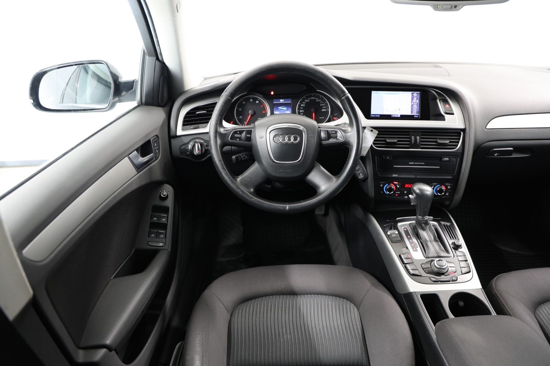 Audi Autos: AUDI A4 Avant 1.8 TFSI multitronic – Gebraucht aus Rümlang von AlbiniAutoGmbH 8
