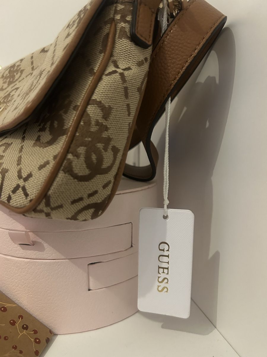 Guess Borse da donna: Borsa Guess – Nuovo e nell'imballaggio originale da Arzo venduto da mar_6rdb 8