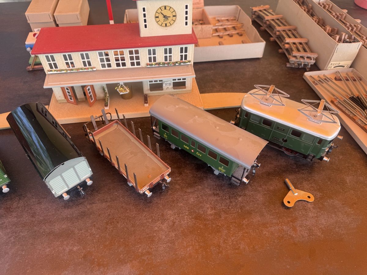 Buco Trains électriques: Buco Blecheisenbahn – D'occasion à Horriwil par Carrera68 3