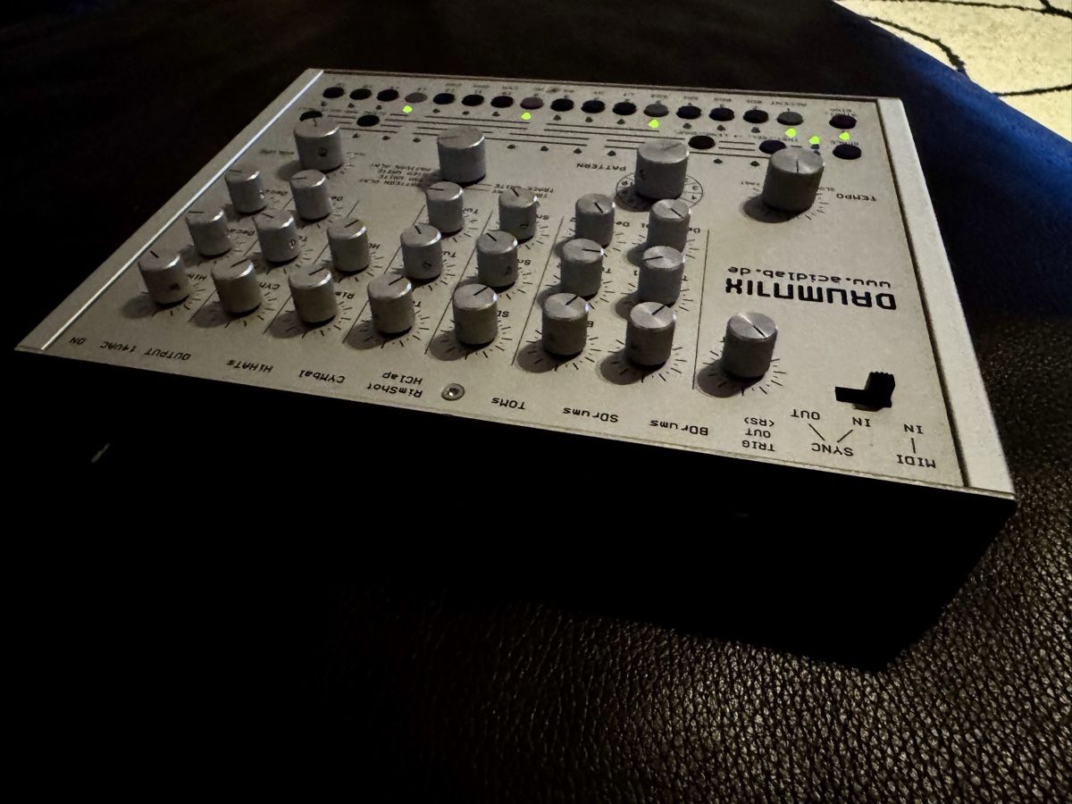 Instruments de musique: Acidlab - Drumatix Drummachine (TR-606 clone) – D'occasion à Zürich par 1cut2 3