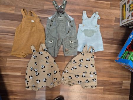 Sommer Set: 5teiliges Latzhosen Set,kurz gr 62 B4