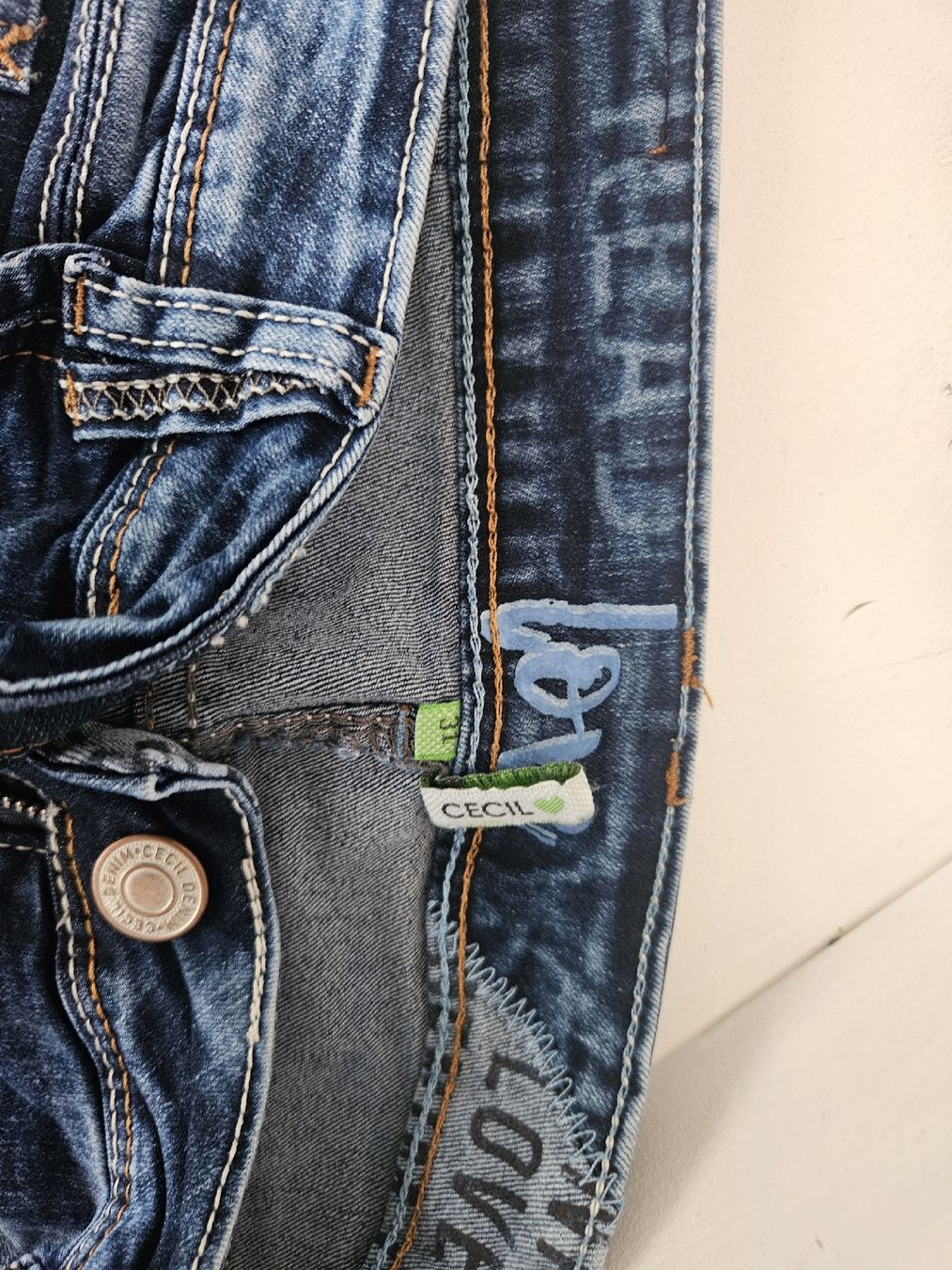 Cecil Jeans: Cecile Jeans – Neu (gemäss Beschreibung) aus Ennetbürgen von LebuniaNW 1