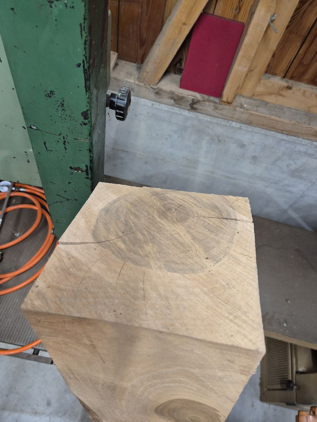 Articoli in legno: Nussbaum Klotz – Usato da Oberriet venduto da sev_mts5 4