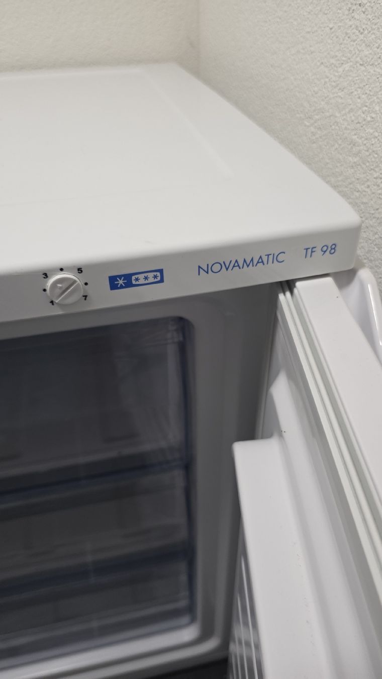Gefrierschrank: Gefrierschrank Novamatic TF 98 – Gebraucht aus Luzern von Alpix 3