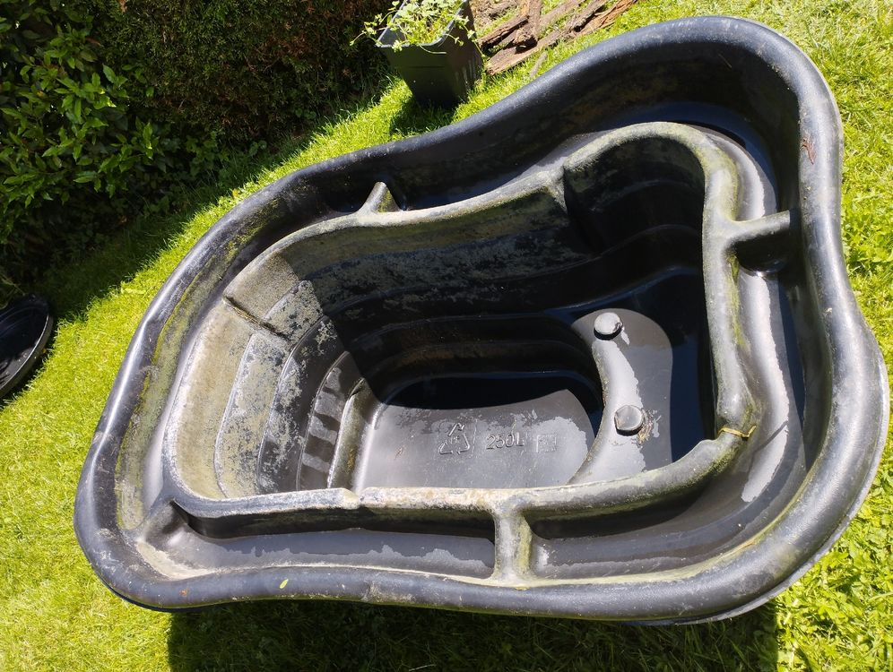 Gartenteich aus Kunststoff 250 Liter volumen Kaufen auf Ricardo