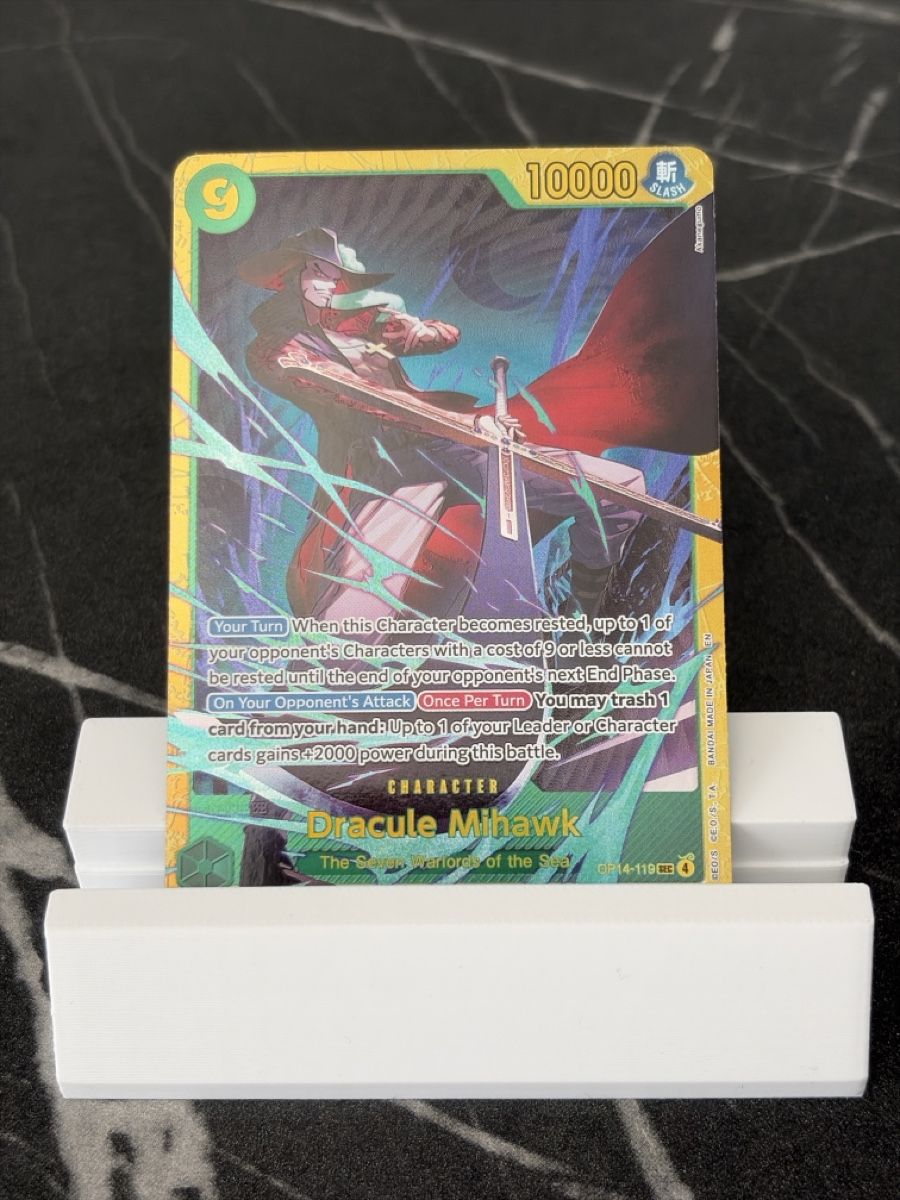 Bandai Carte collezionabili: One Piece OP14-119 Dracule Mihawk, Englisch – Nuovo (secondo la descrizione) da St. Gallen venduto da cambitcg