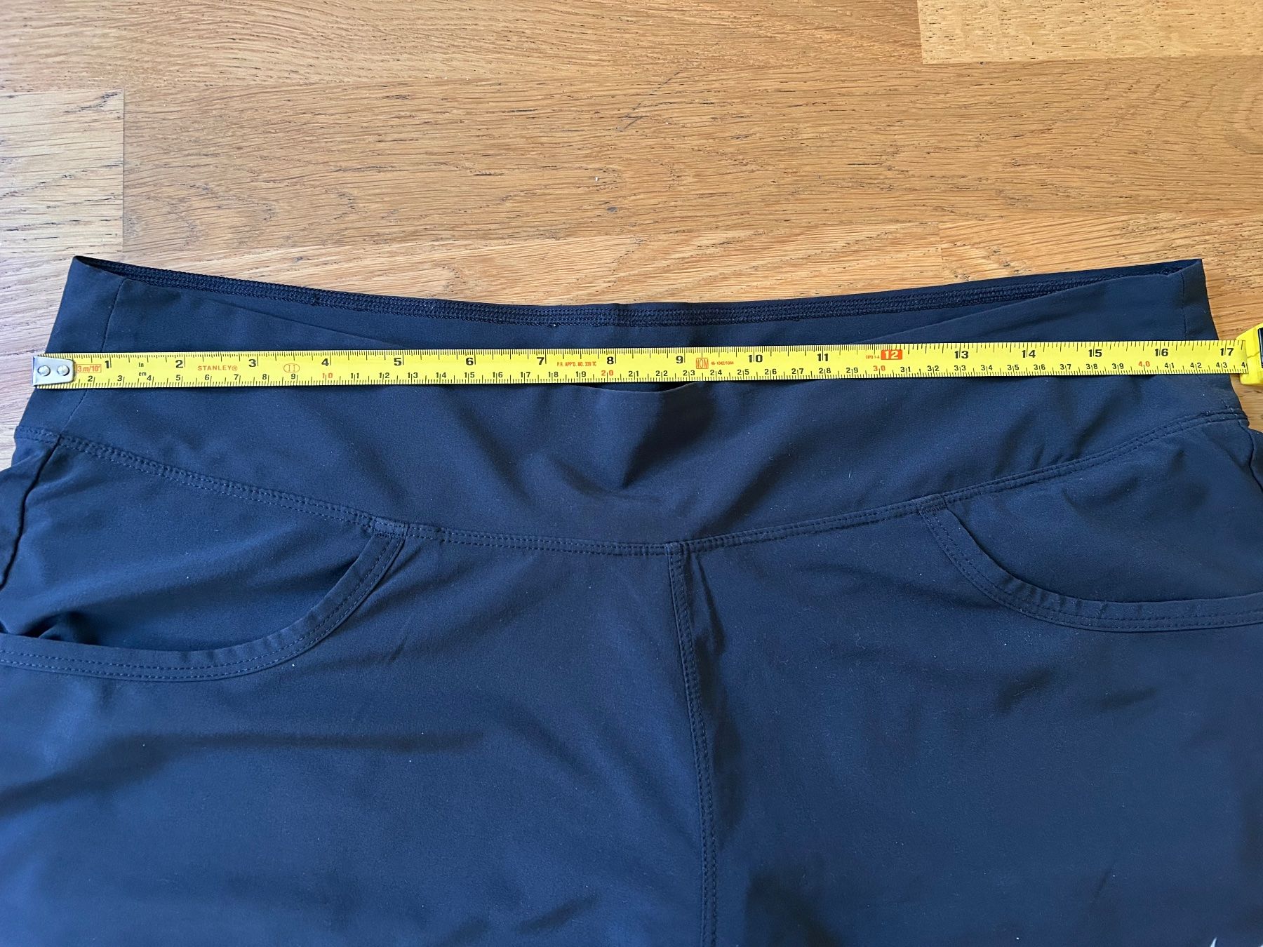 Nike Pantaloni: Nike Laufshorts DRI-FIT Gr. M – Usato da Zürich venduto da jules0511 1