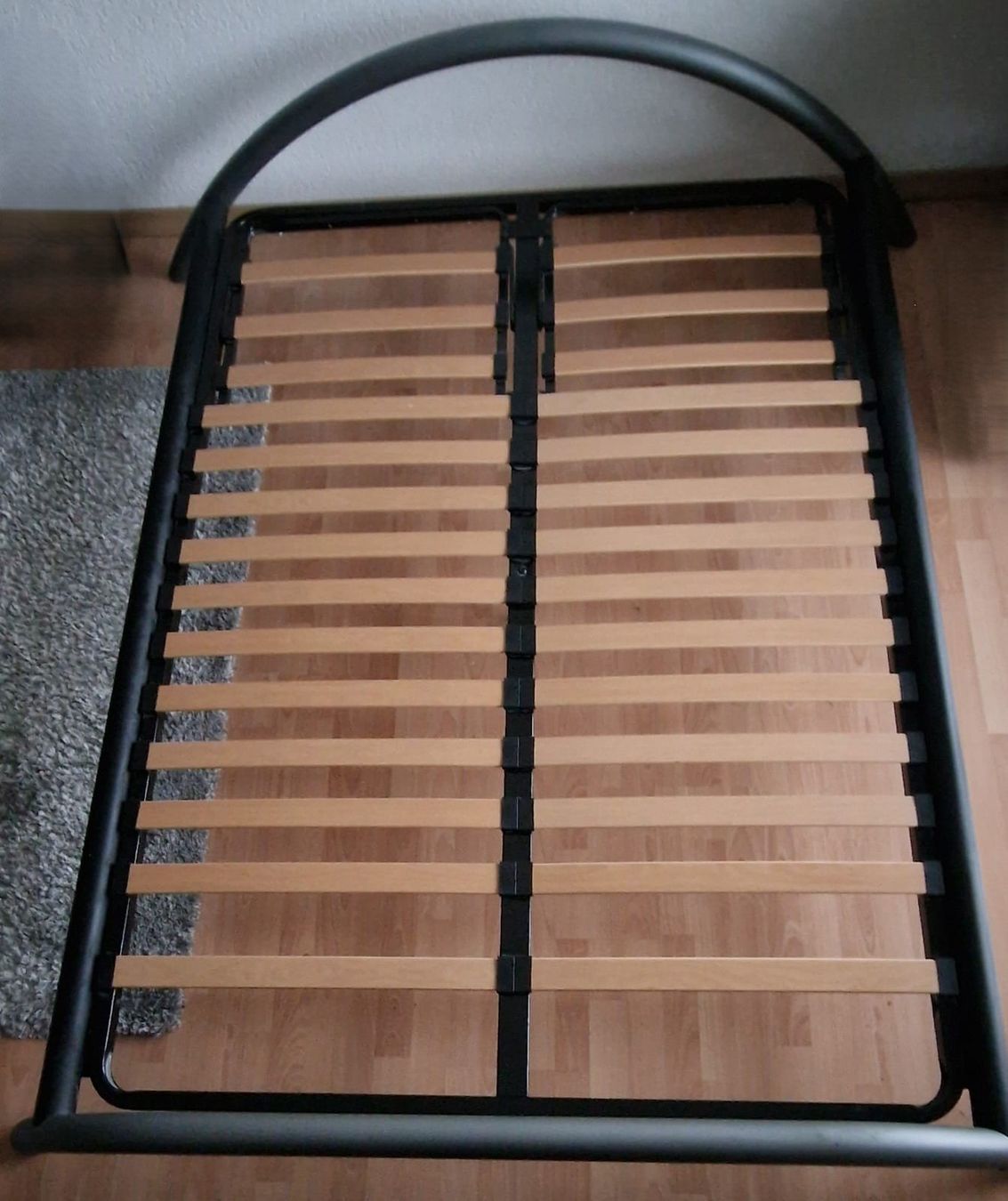 Letti: Doppelbett Metall – Usato da Islikon venduto da EFH651