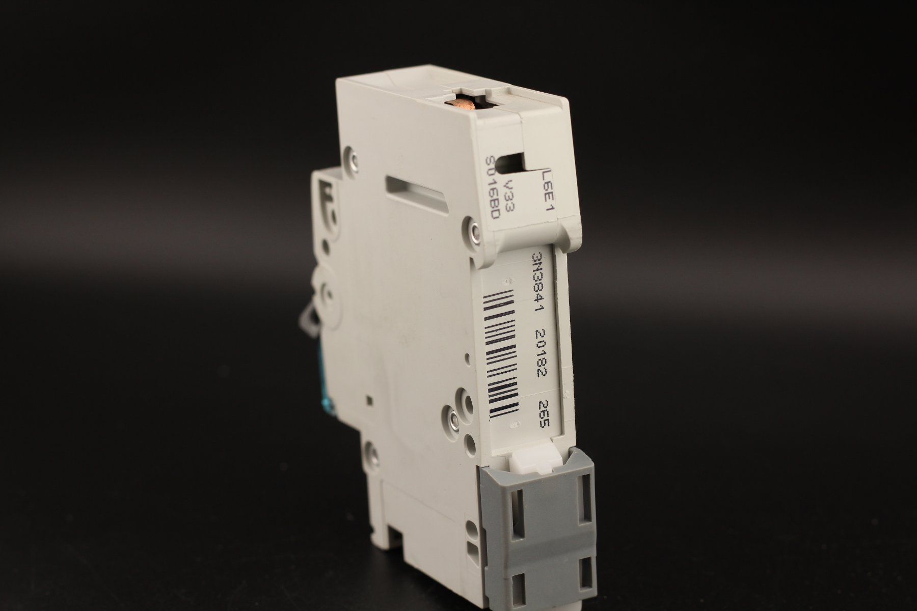 Hager Interruttori: Hager MBN 016 B16 MBN016 LS – Usato da Winterthur venduto da Hint17 3