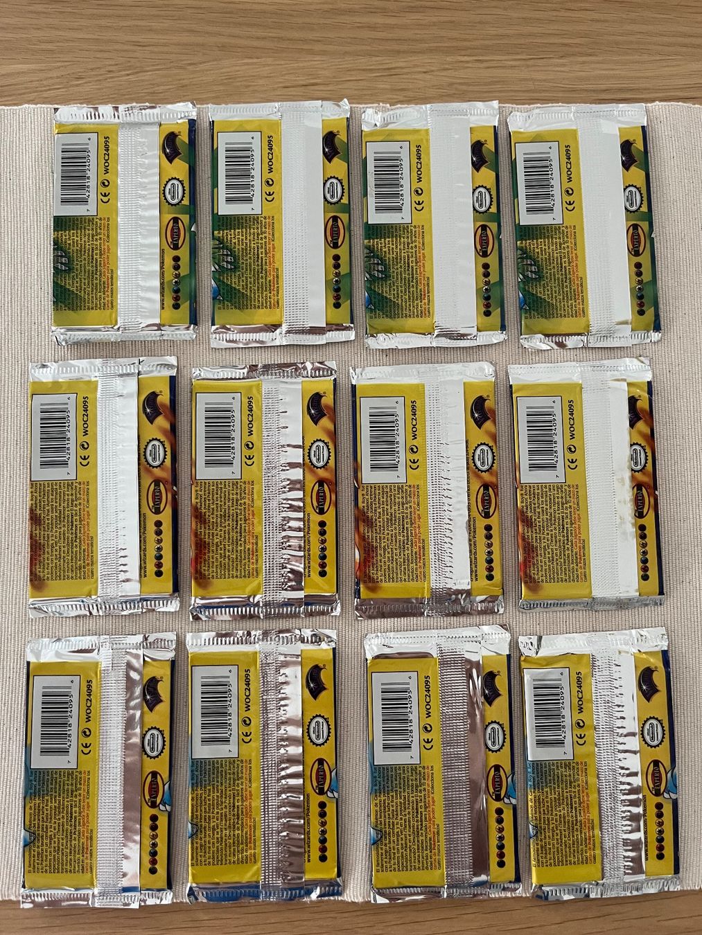 Pokémon Carte collezionabili: 12 boosters Pokémon 1st Edition Base Set scellés – Nuovo e nell'imballaggio originale da Fribourg venduto da Spicchio 1