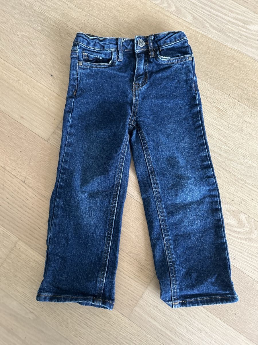 Hosen: Kids Jeans Straightcut 104 / 3-4 – Gebraucht aus Zollikon von JuRock