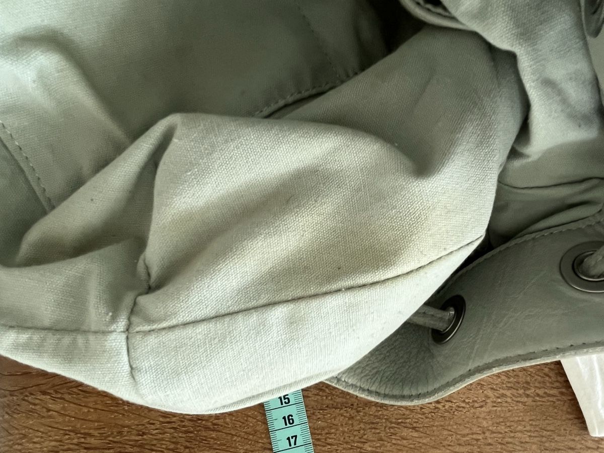 Liebeskind Taschen für Damen: Liebeskind Beuteltasche salbei – Gebraucht aus Herrenschwanden von Kamel1 5