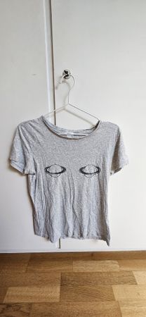 T-Shirt Forever21