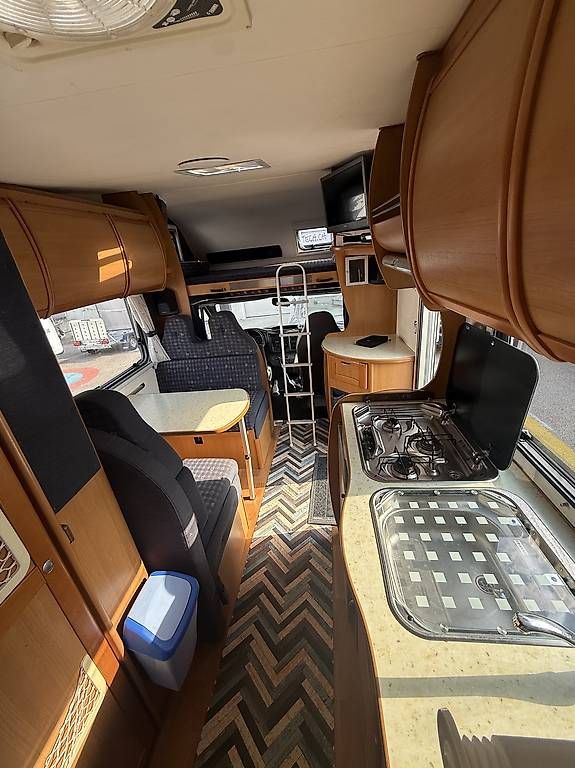 Mobile-home: 6 posti – D'occasion à S. Antonino par Campertech 4