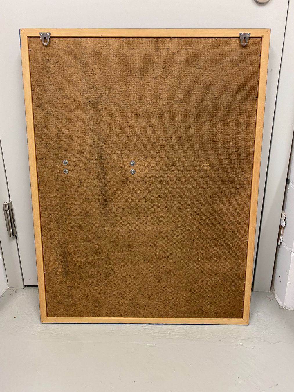 Guardaroba: Wandgarderobe - Bild mit 2 Kleiderhaken integriert – Usato da Unterterzen venduto da Regenbogen88 2