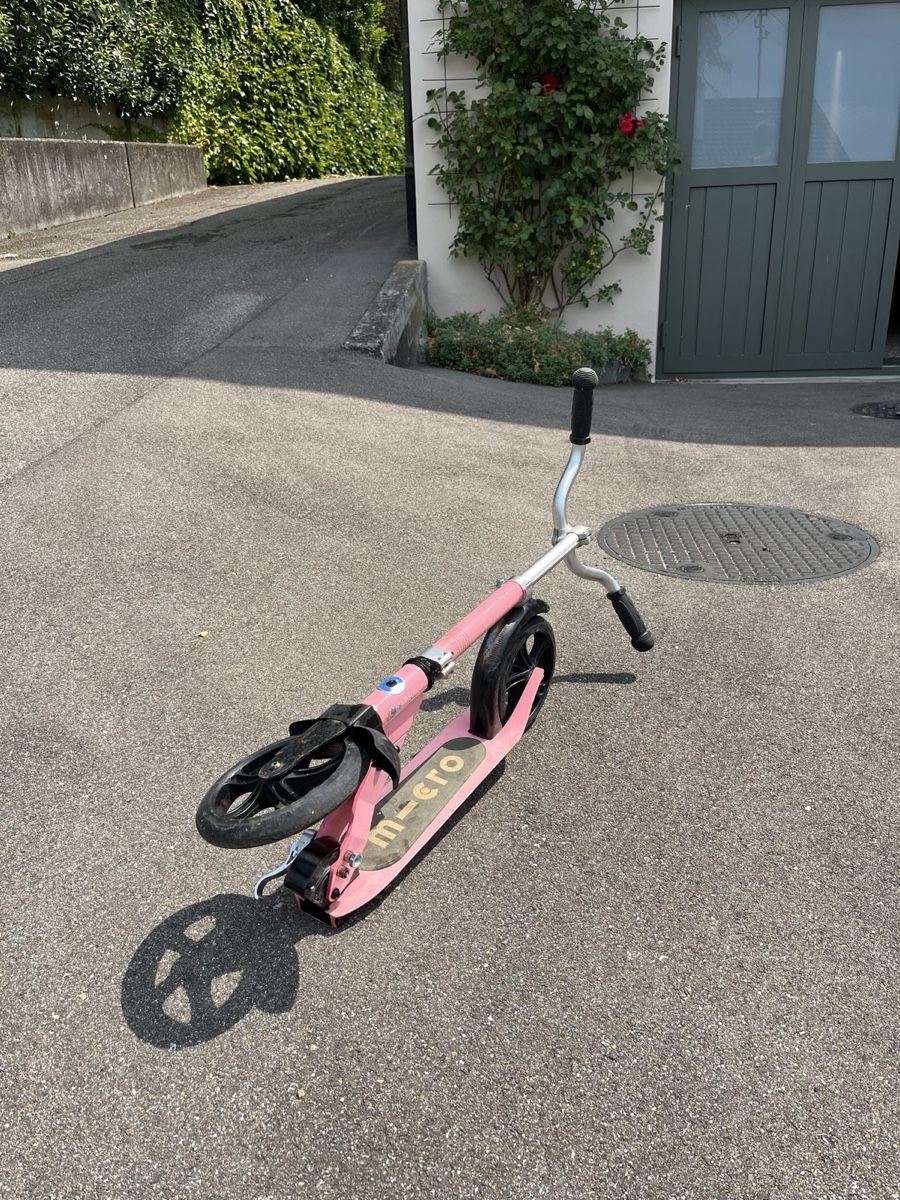 Micro Veicoli per bambini: Trottinett  – Usato da Büsserach venduto da Kruimel 4