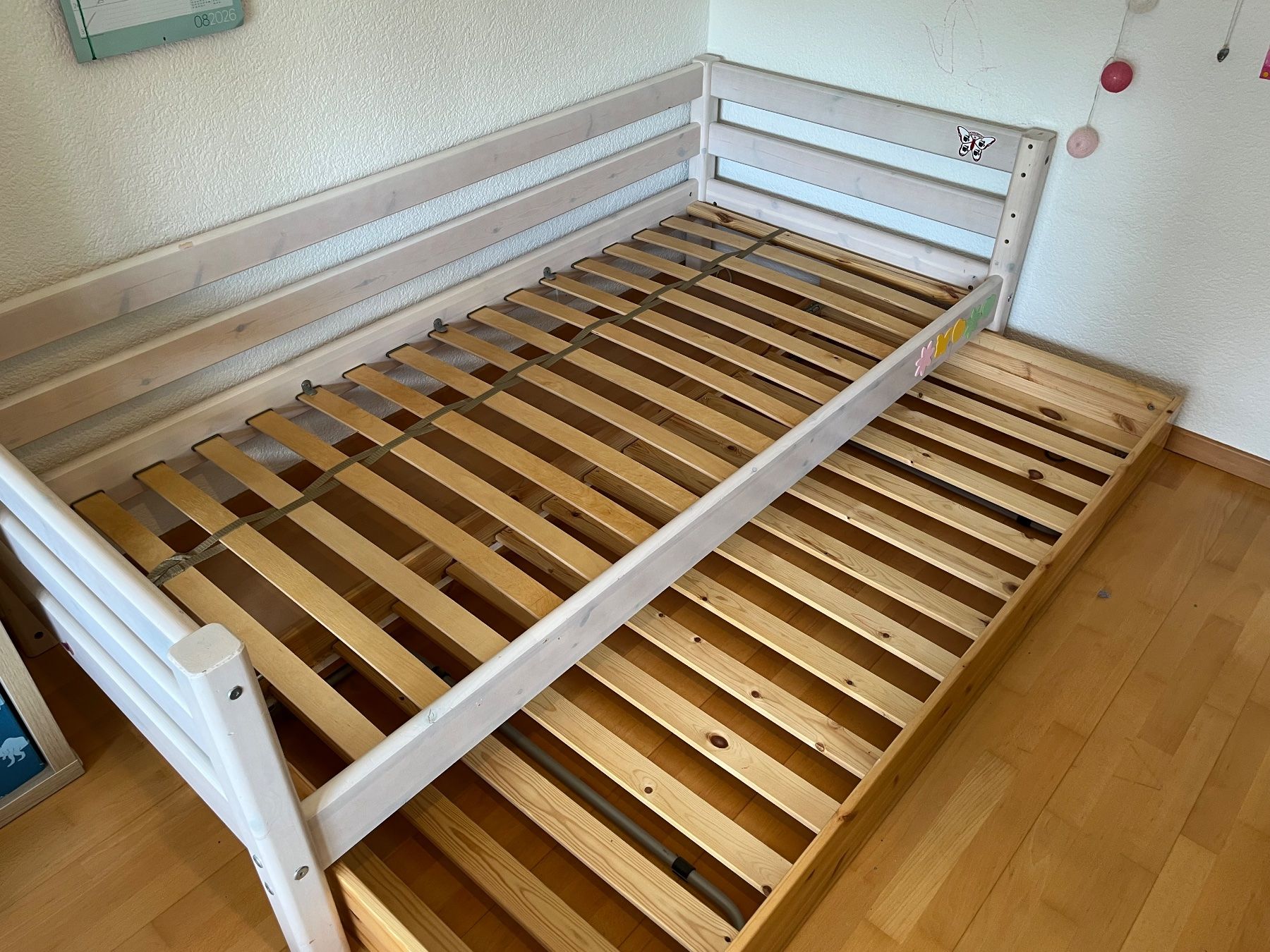 Flexa Lits: Flexa Classic Kinderbett mit Gästebett – D'occasion à Liebefeld par clantha