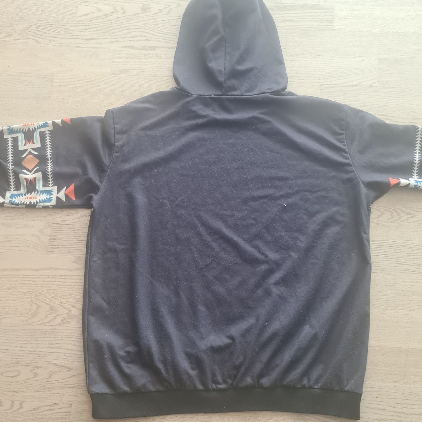 Pulls & Sweat-shirts: Leichter Kaputzen Pullover  Gr. XL – D'occasion à Steinen par turbogeiss99 2