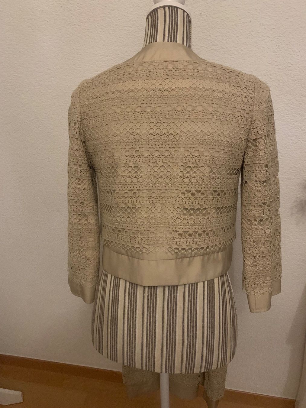 Lotti di vestiti: Anzug Paule Ka Gr.36 – Nuovo (secondo la descrizione) da Fällanden venduto da ekaterinatheissl 1