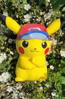 Peluche Pikachu Banpresto avec casquette Collection vintage