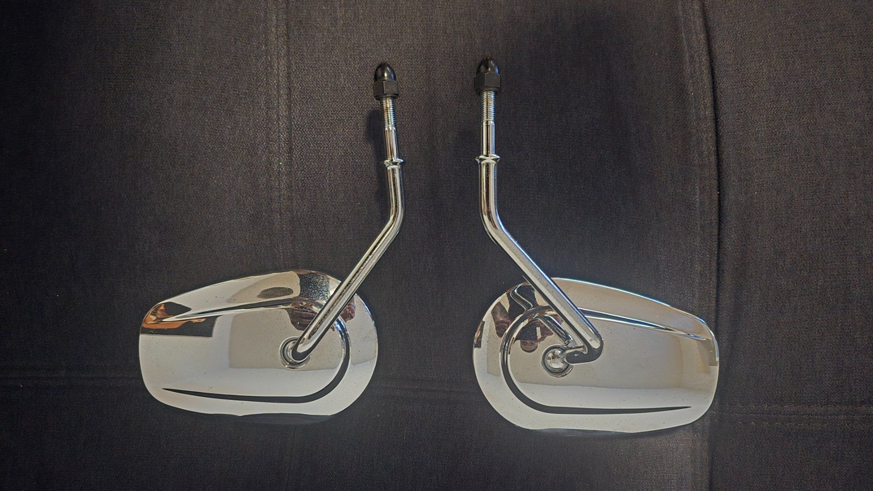 Harley-Davidson Toutes les pièces détachées moto: Harley Breakout Mirror Chrome Used – D'occasion à Basel par Royal_Entertainment 2