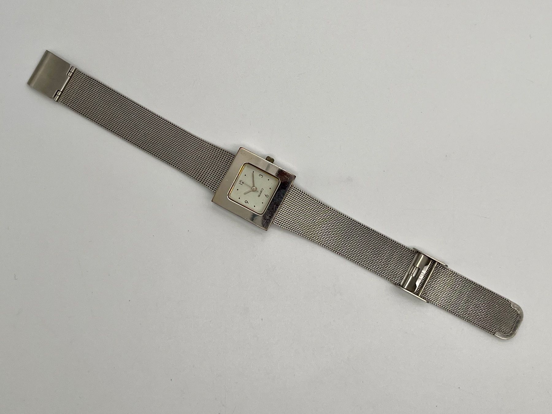 Orologi: Yves Rocher Damenuhr Quarz – Usato da Aarau venduto da VelEis_Watches 3