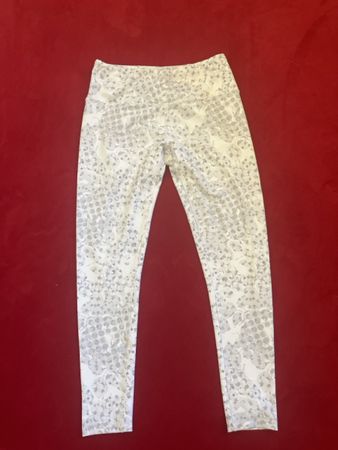 XO Active Leggings Muster Weiss Grau Groesse M guter Zustand