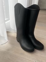 Toughener Black Rubber Rain Boots, Size 38, EUC! Ready!