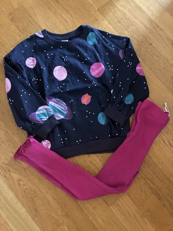 Schönes Pyjama Gr. 98/104, Neu