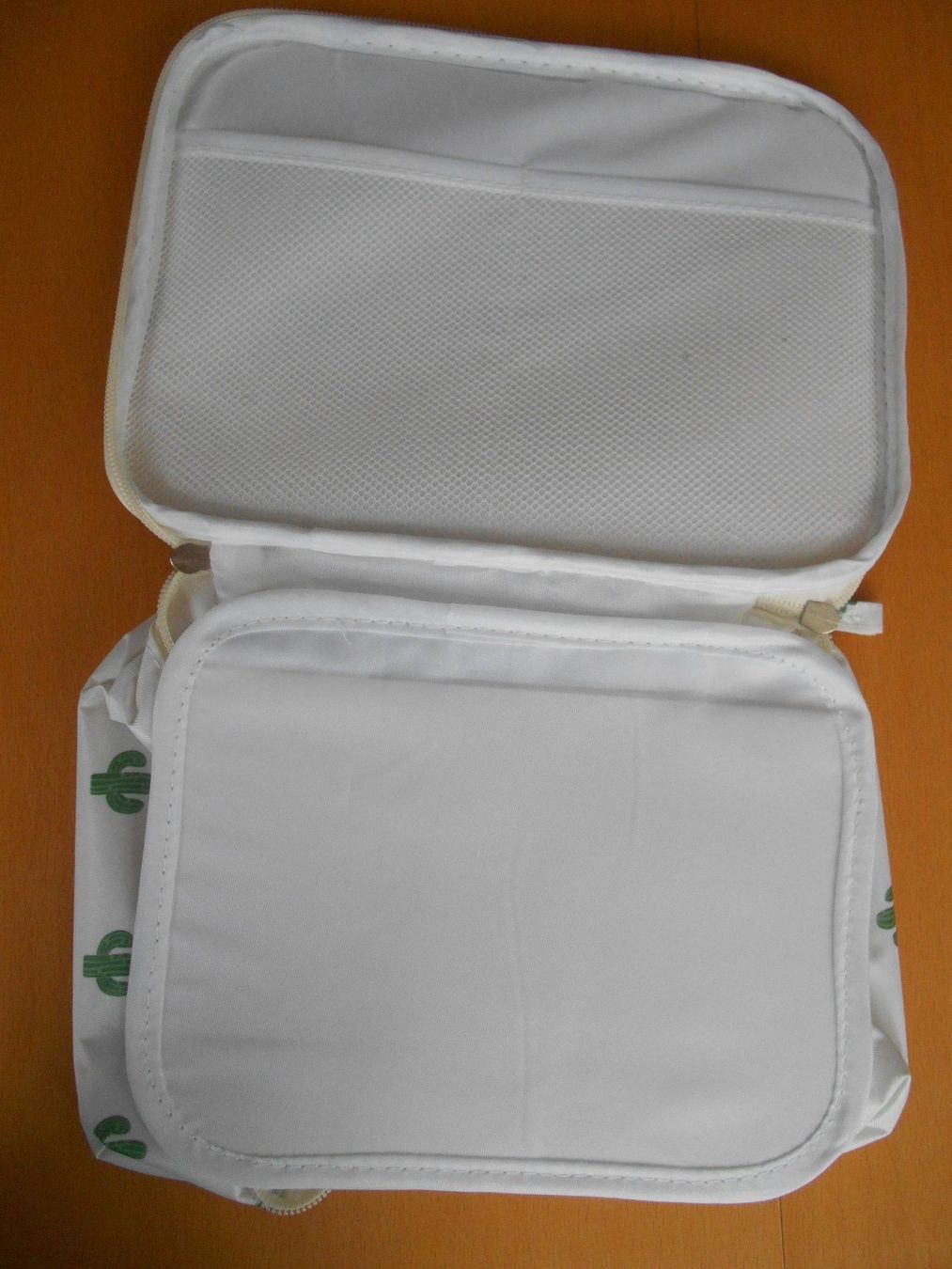 Trousses de maquillage: Necessaire NEU – Neuf avec emballage d'origine à Nussbaumen AG par Sumopi 1