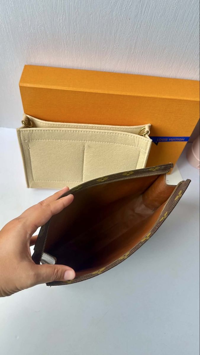 Louis Vuitton Sacs: Louis Vuitton Toiletry Pouch 26 cm – D'occasion à Widnau par Pukpan_99 4
