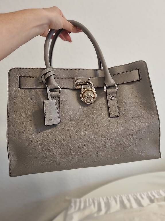 Borse da donna: Sac Michael Kors Hamilton – Usato da Les Acacias venduto da DeborahK03 3