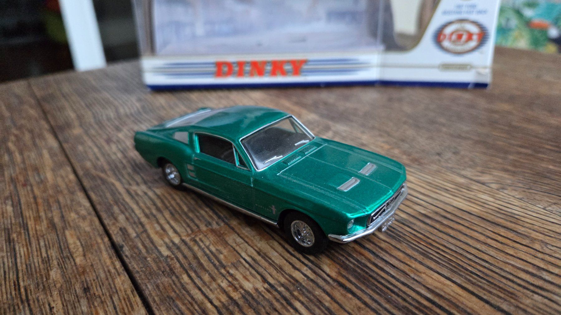 Ford Modellini d'auto: Ford Mustang Modell – Nuovo e nell'imballaggio originale da bern venduto da Aaxe 2