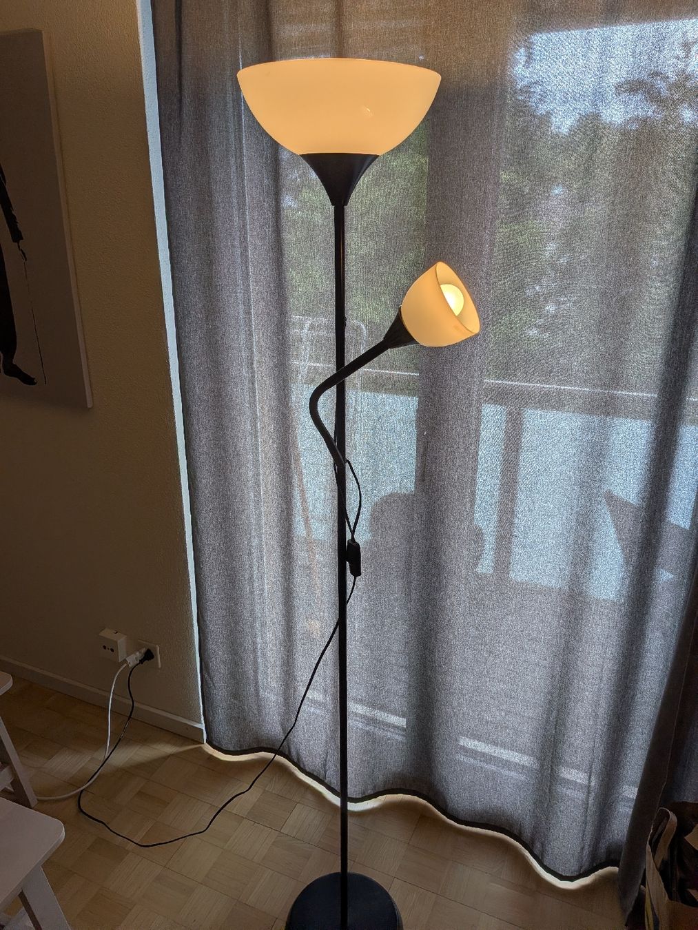 Ikea Lampade: Stehlampe mit Leseleuchte, schlicht & modern – Usato da Binningen venduto da EL_IVAAN 1
