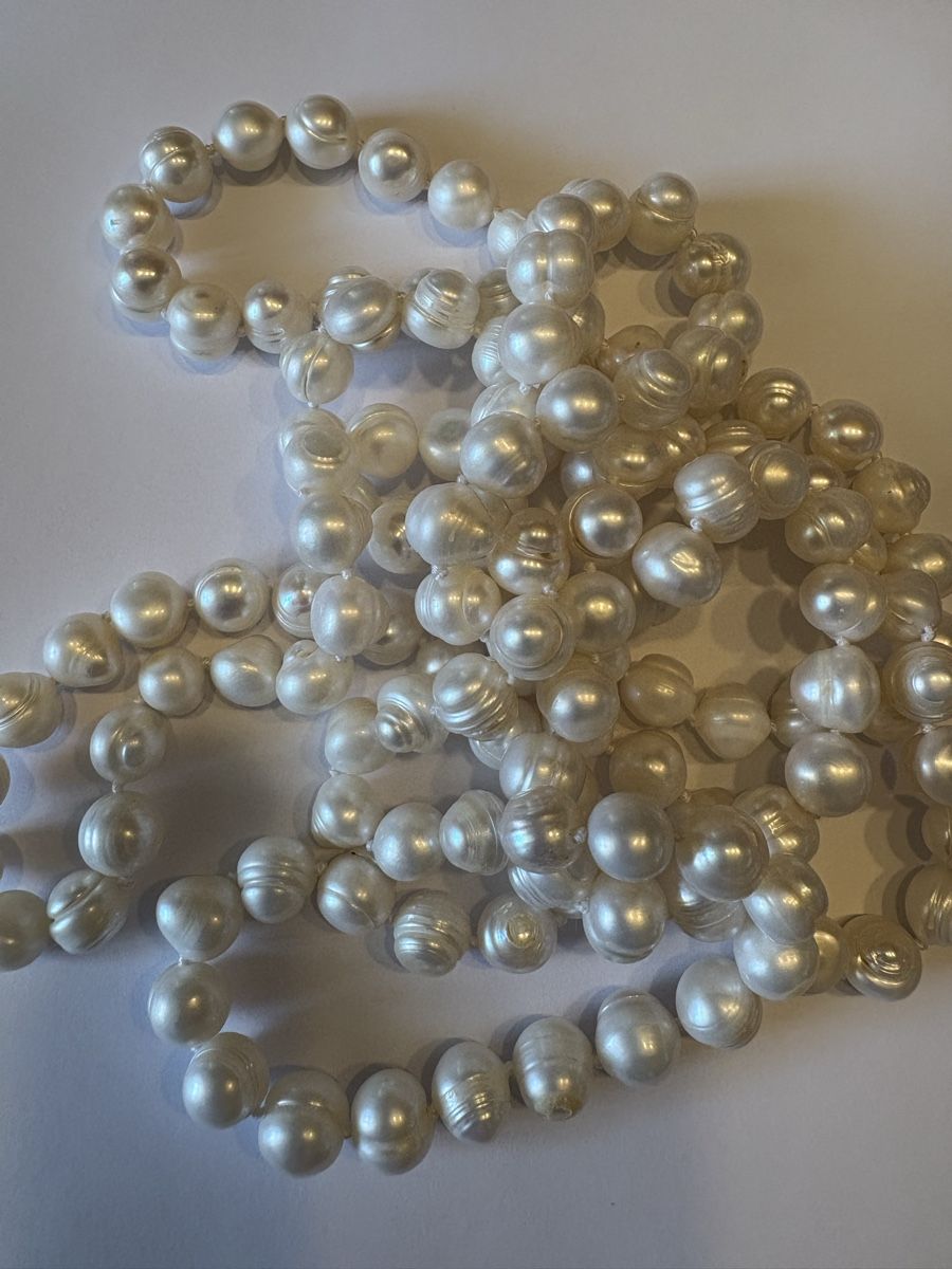Perle (finte): Barockperlen 148 cm 194 g Kette – Usato da Murten venduto da Tzaugg 1