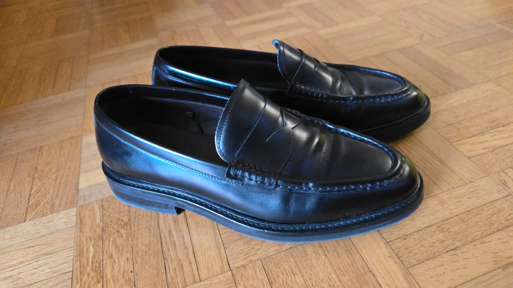Massimo Dutti Herrenschuhe: Massimo Dutti Leder Loafer Schwarz Gr. 40 – Gebraucht aus Wallisellen von theblacksheep 1