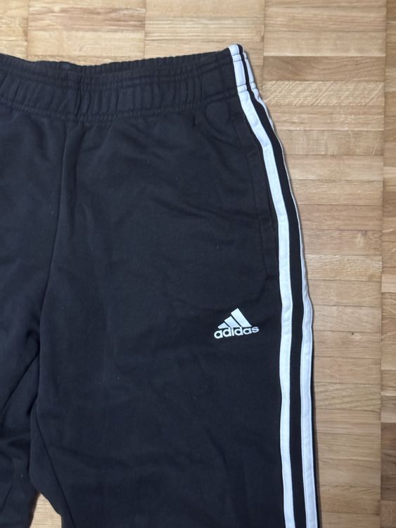 Adidas Pantaloni: Adidas Trainerhose Gr. M – Usato da Untersiggenthal venduto da floriyang 1