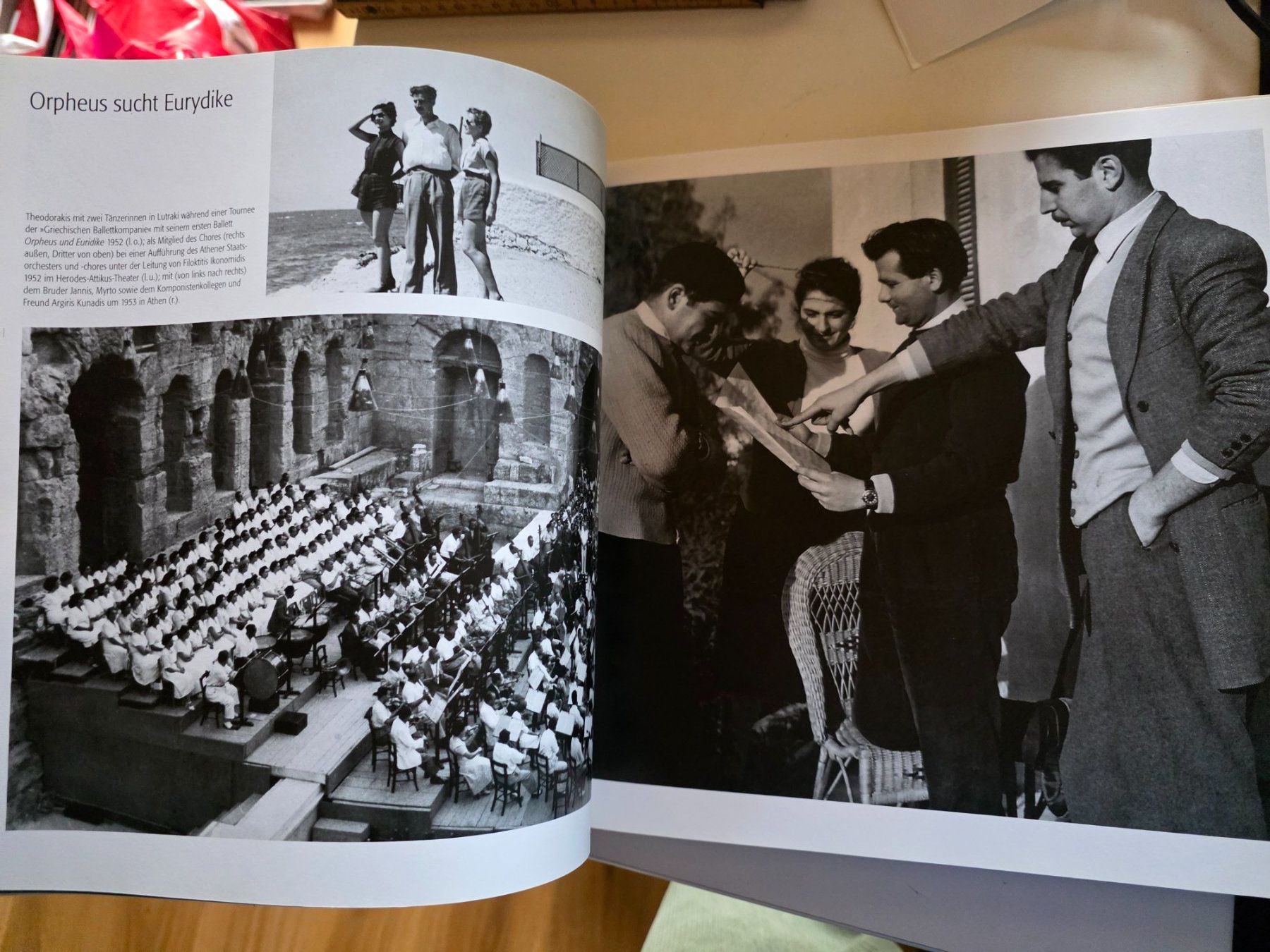 Libri: Mikis Theodorakis - Ein Leben in Bildern - Schott 2010 – Nuovo (secondo la descrizione) da Walterswil BE venduto da Lonitti 7